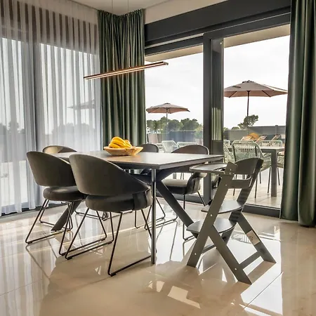 Kana Brodarica (Sibenik-Knin)