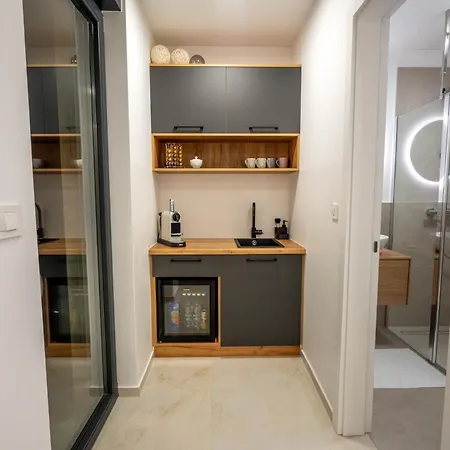 Kana Villa