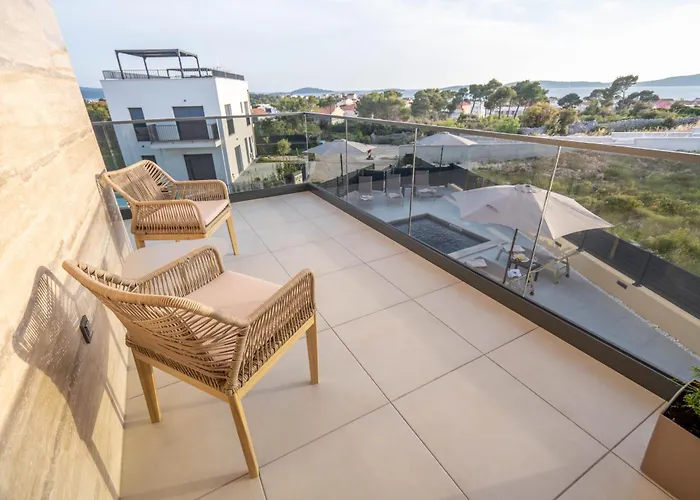 Kana Brodarica (Sibenik-Knin)